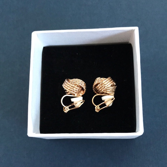 New clip-on earrings - Picture 2 of 3